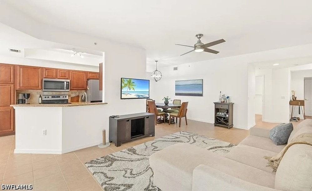 1315 Henley Street - Photo 3