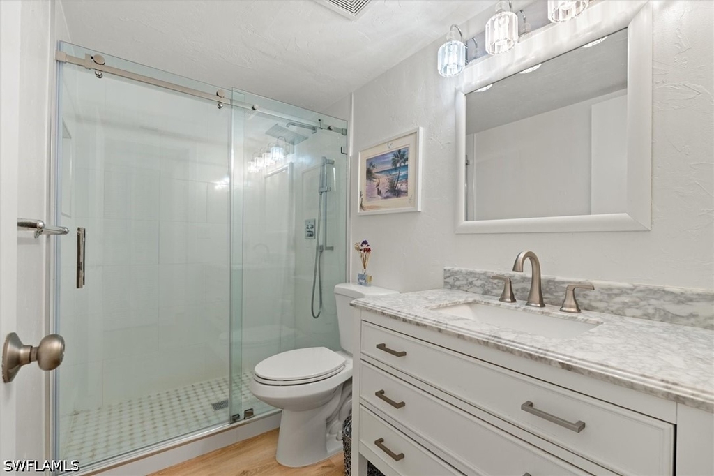 1400 Blue Point Avenue - Photo 19