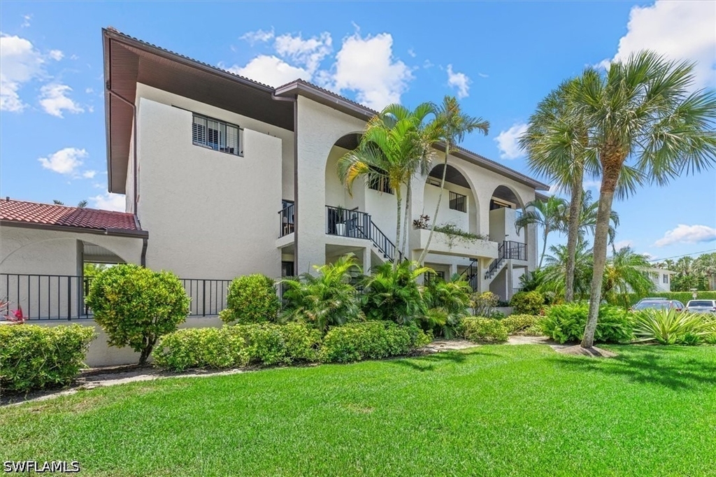 1400 Blue Point Avenue - Photo 1