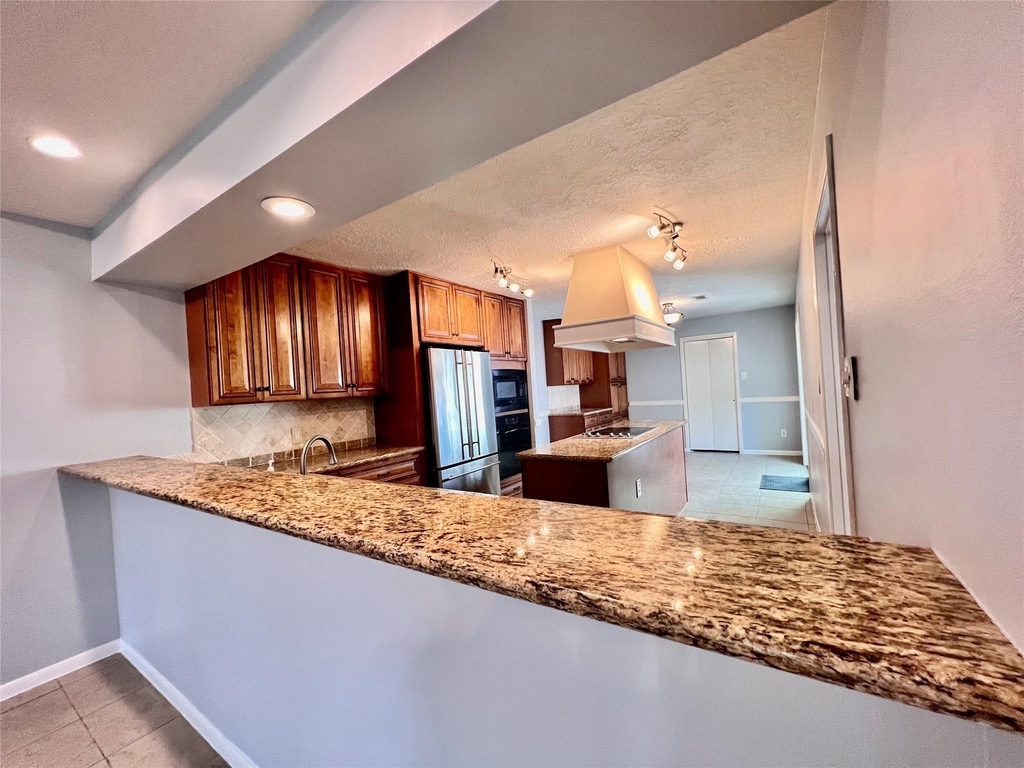 11407 Briar Rose Drive - Photo 14