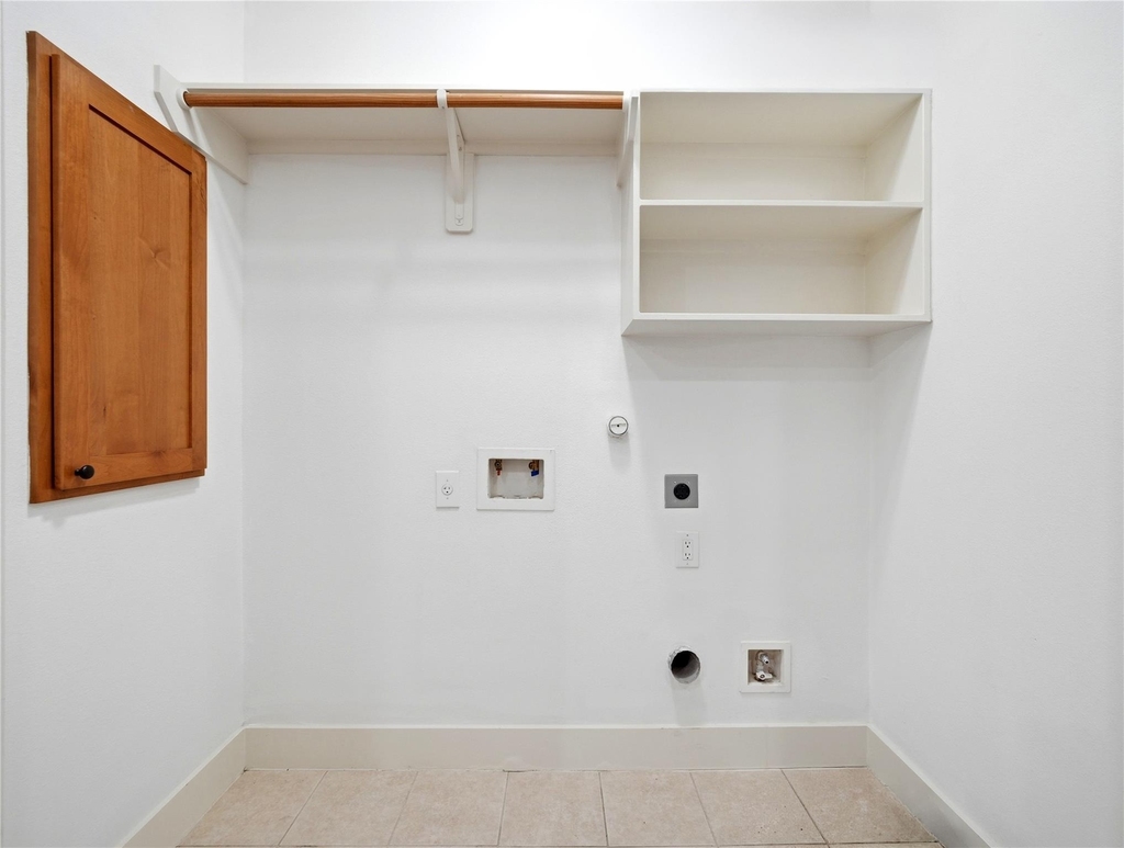 2323 Sperber Lane - Photo 33