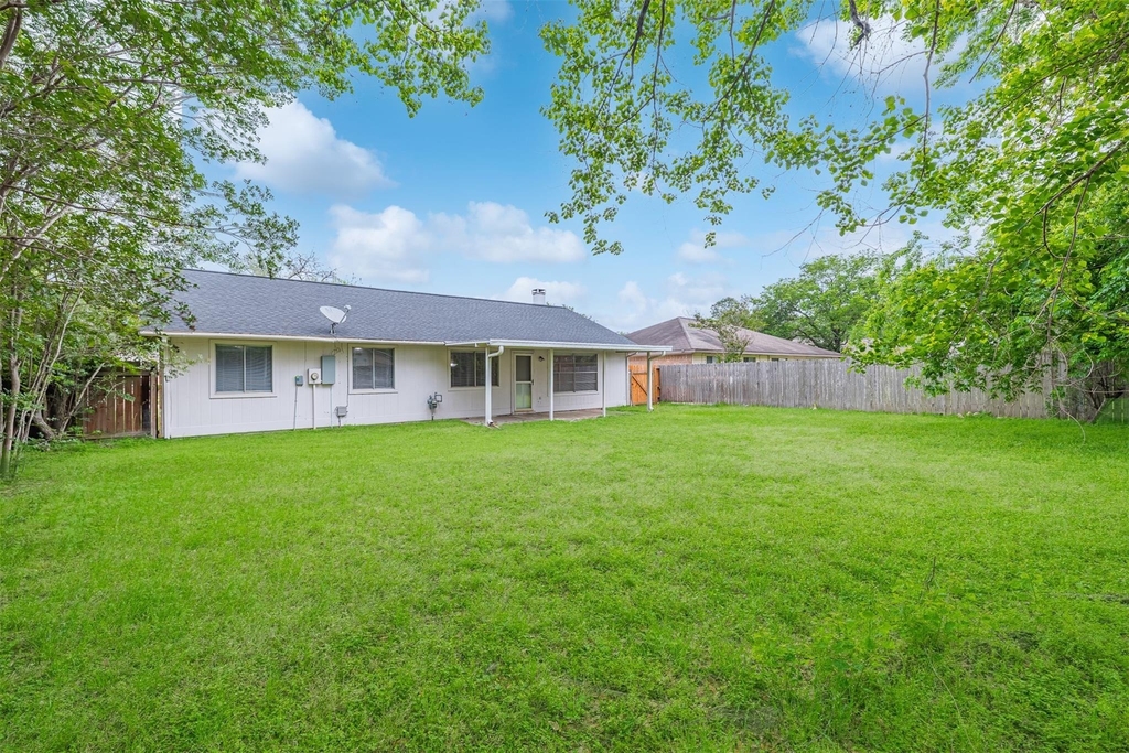 22707 Smokey Hill Drive - Photo 10
