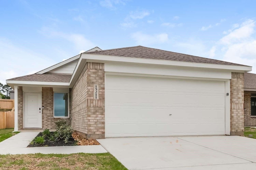 15211 Abella Drive - Photo 0