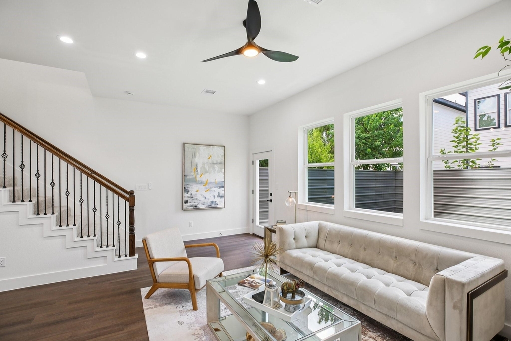 6737 Liverpool Street - Photo 2