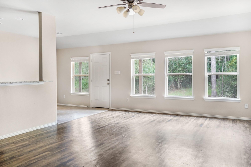 9805 Cold Creek - Photo 2