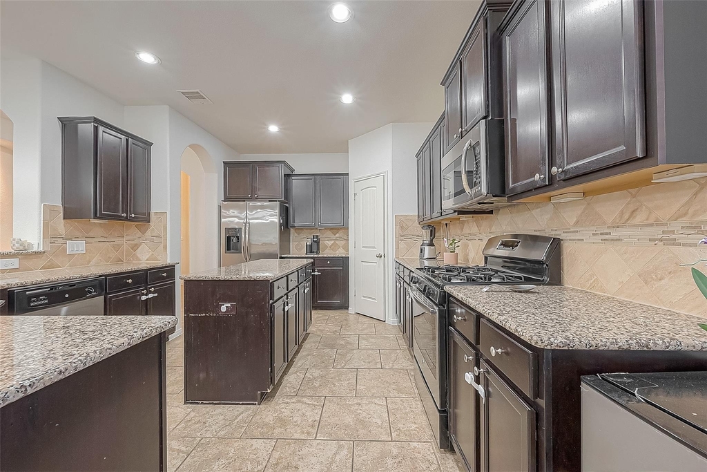 8722 Adrienne Drive - Photo 7