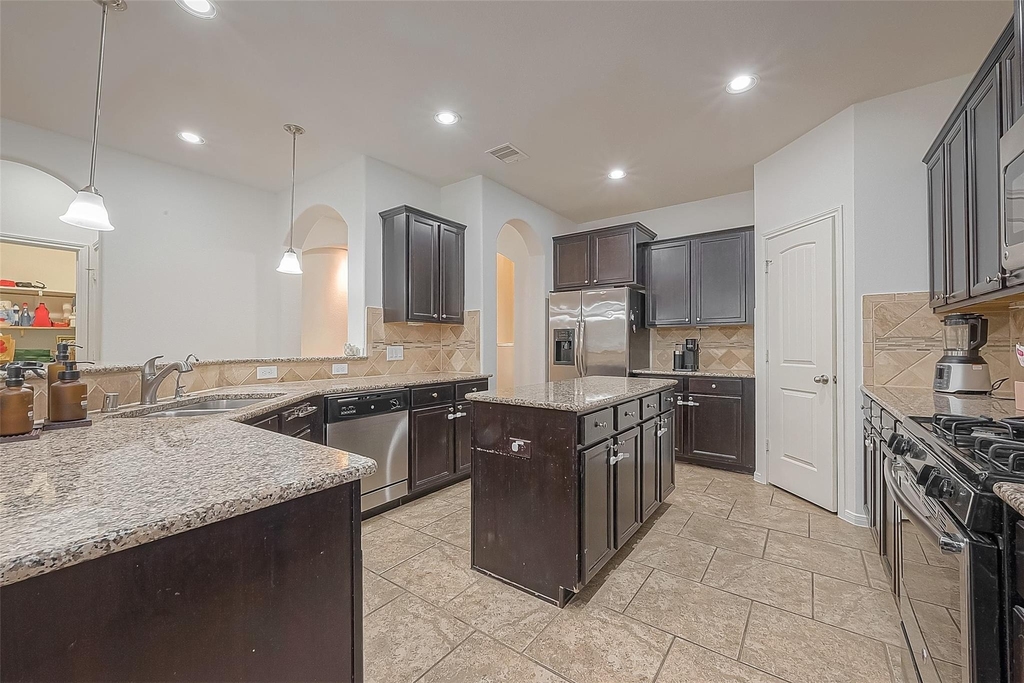 8722 Adrienne Drive - Photo 9