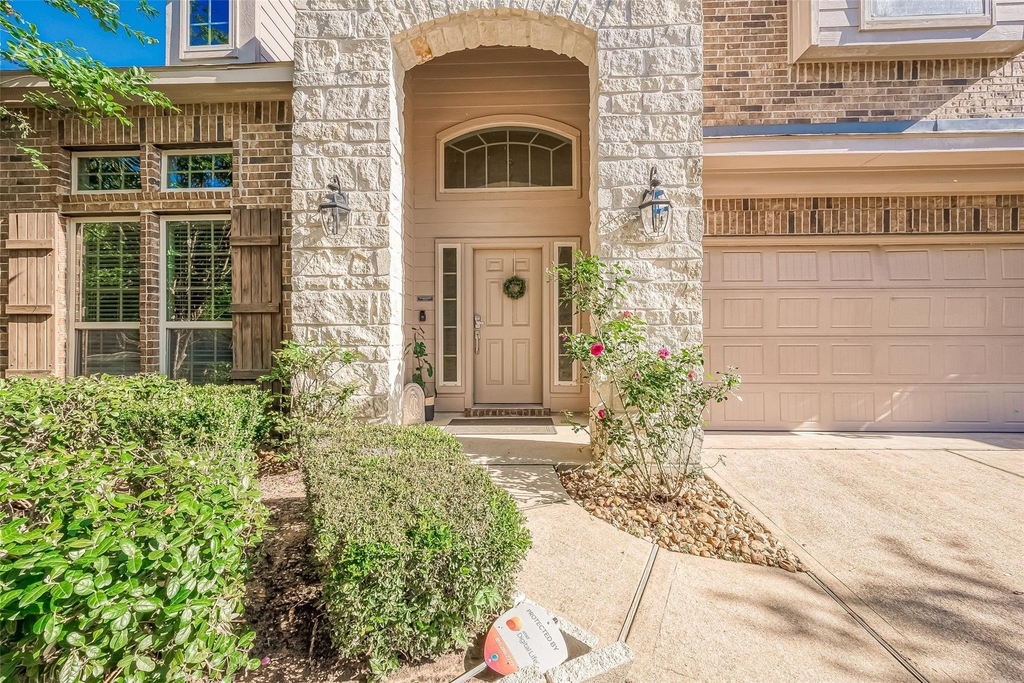 8722 Adrienne Drive - Photo 1