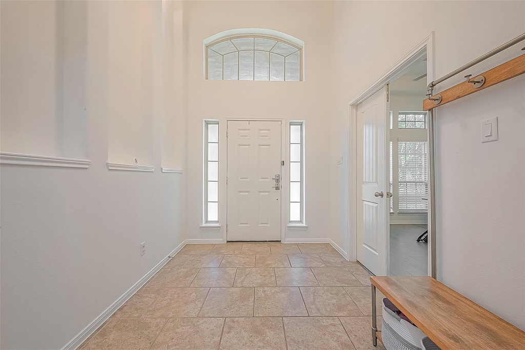 8722 Adrienne Drive - Photo 3