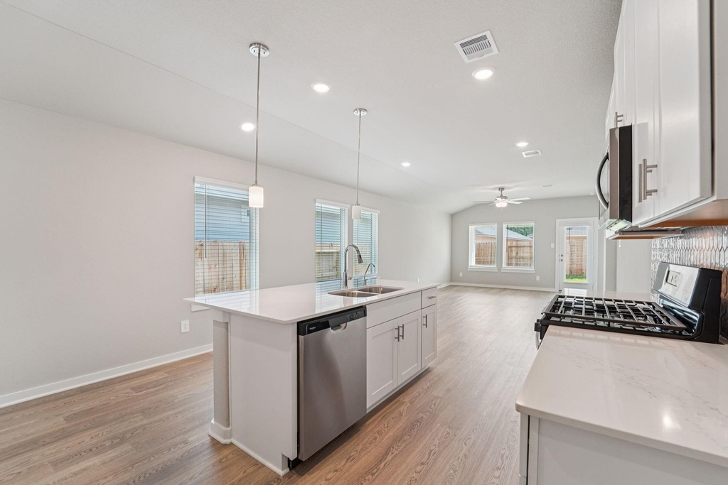 16691 Sterling Cliff Street - Photo 7