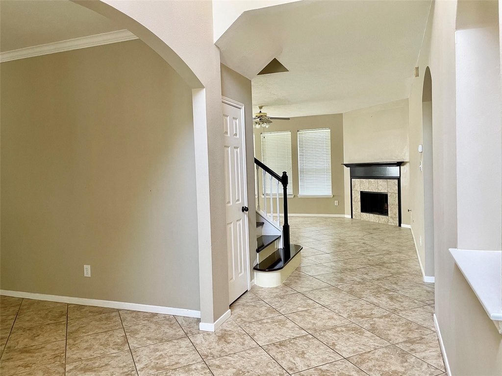 5124 Arborwood Drive - Photo 4