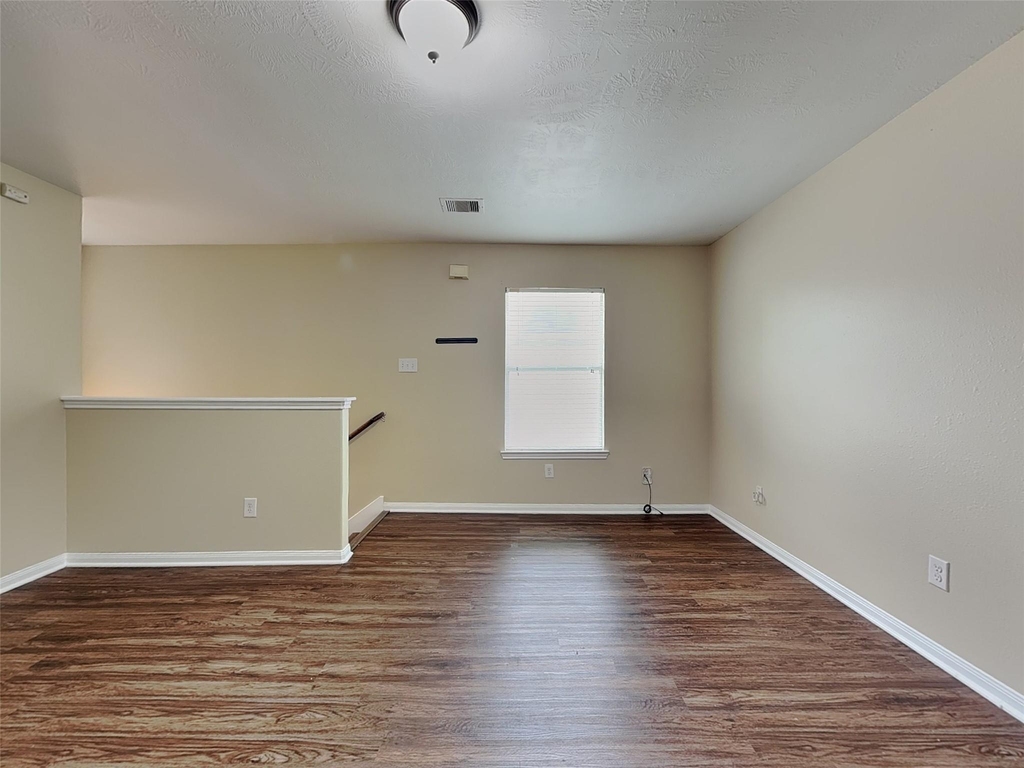 22270 Queenbury Hills Drive - Photo 10
