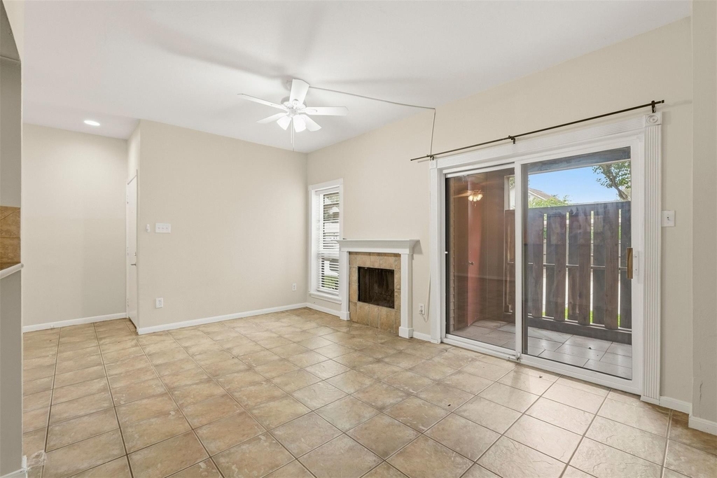 2025 Augusta Drive - Photo 4