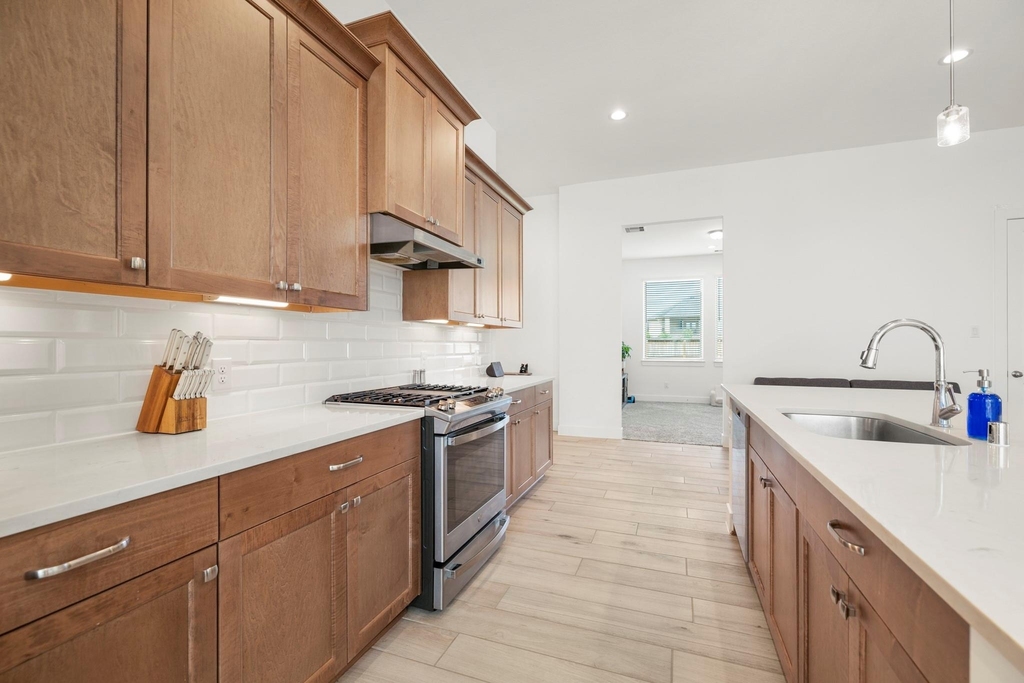 7403 Hanover Lane - Photo 8