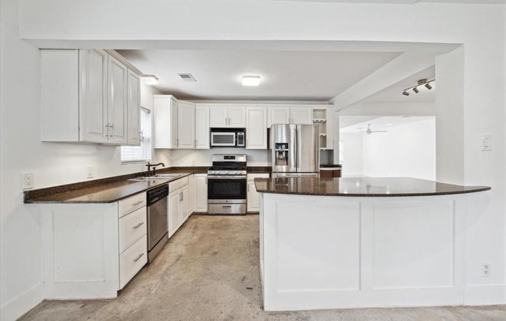 3818 Childress Street - Photo 1