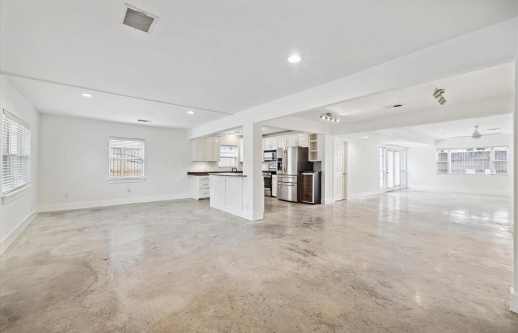 3818 Childress Street - Photo 2