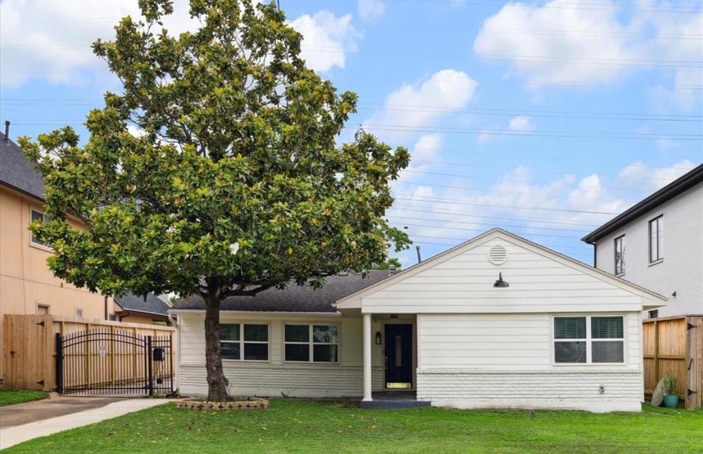 3818 Childress Street - Photo 0