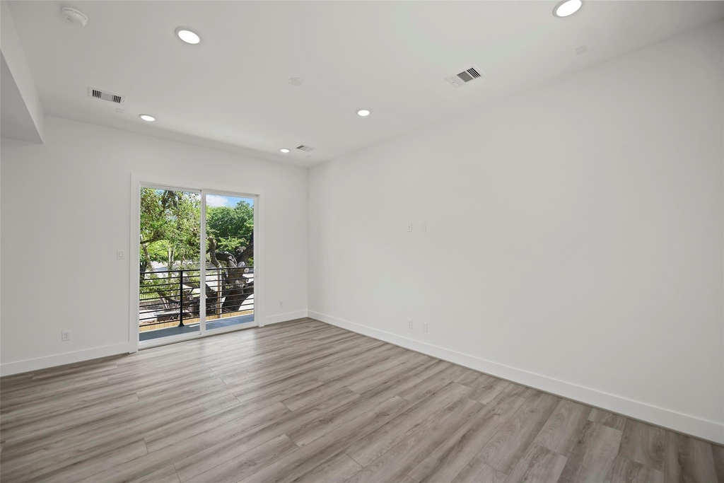 870 W Little York Road - Photo 13