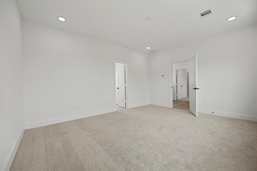 870 W Little York Road - Photo 27