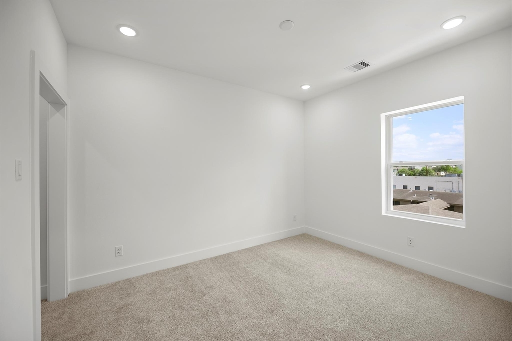 870 W Little York Road - Photo 29