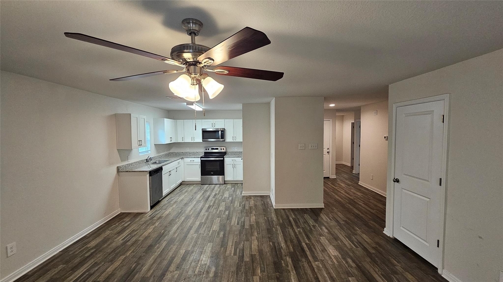 14214 Green Wing Circle - Photo 1