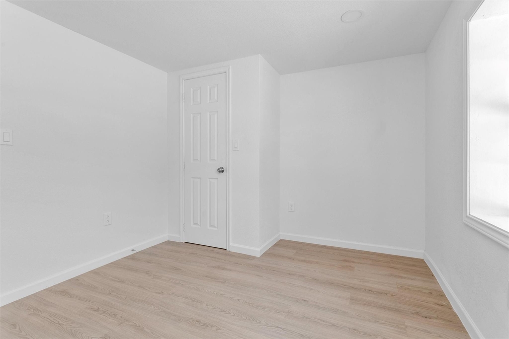 16016 Green Manor Drive - Photo 7