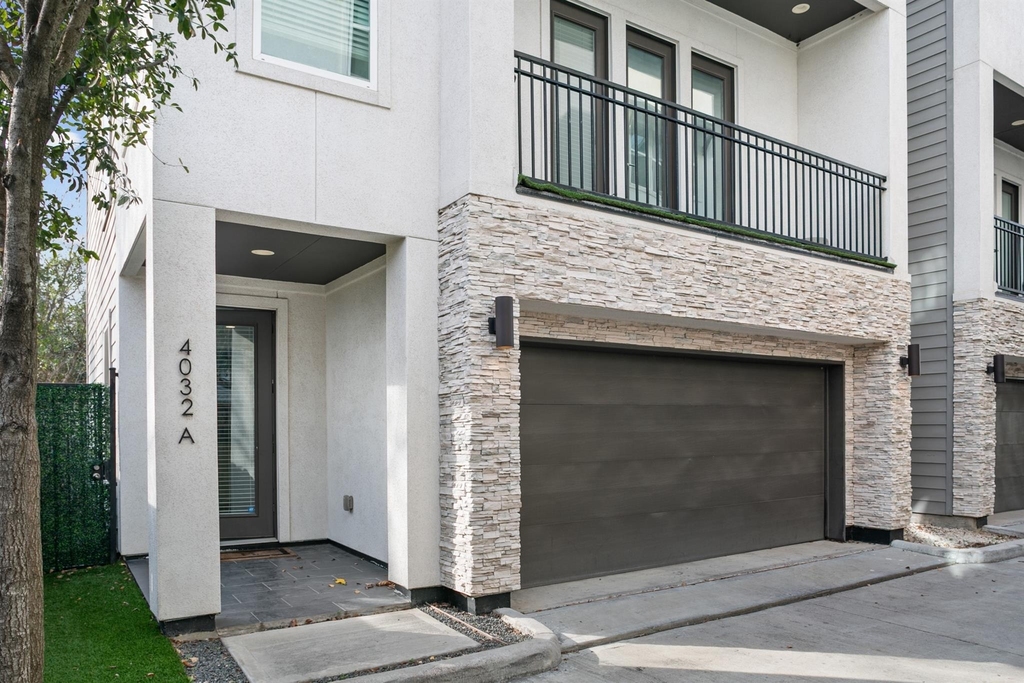 4032 Buck Street - Photo 0