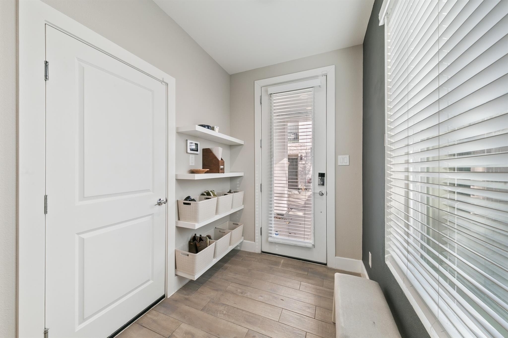 4032 Buck Street - Photo 3