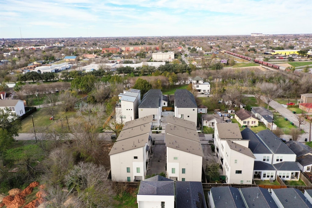 4032 Buck Street - Photo 35