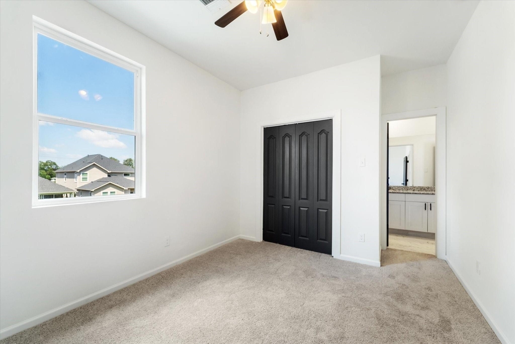 4309 Larkspur Street - Photo 11