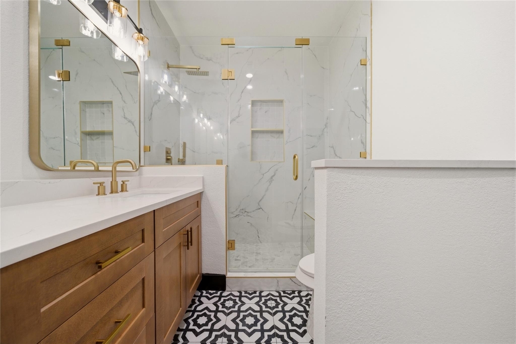 4439 Gunter Street - Photo 19
