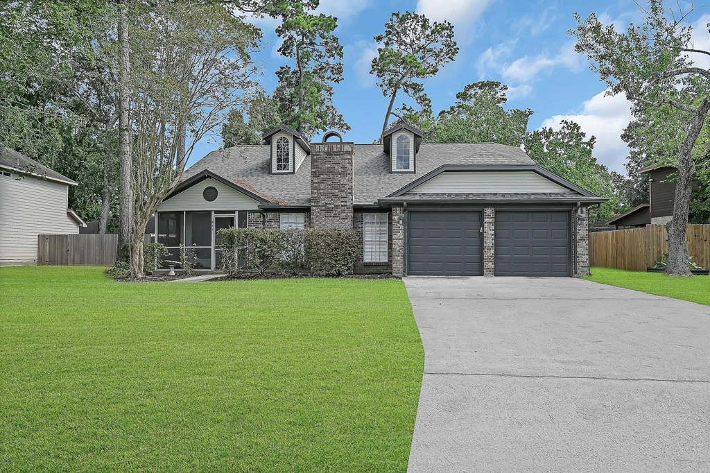915 S Diamondhead Boulevard - Photo 0