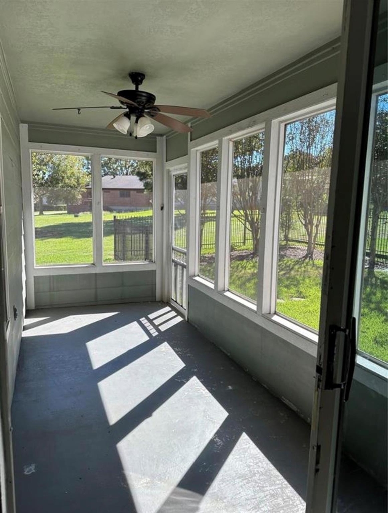 105 Harbor Court Drive - Photo 4