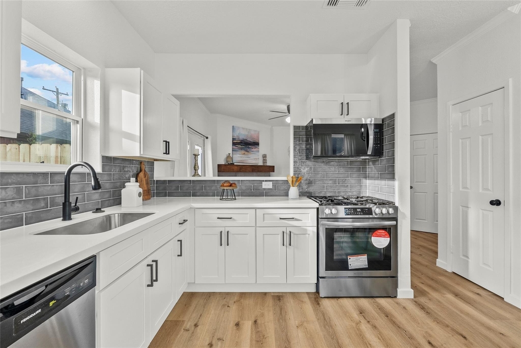 617 Prairie Ln - Photo 3