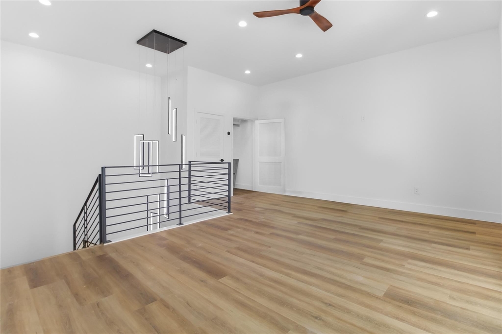 5614 Larkin - Photo 4