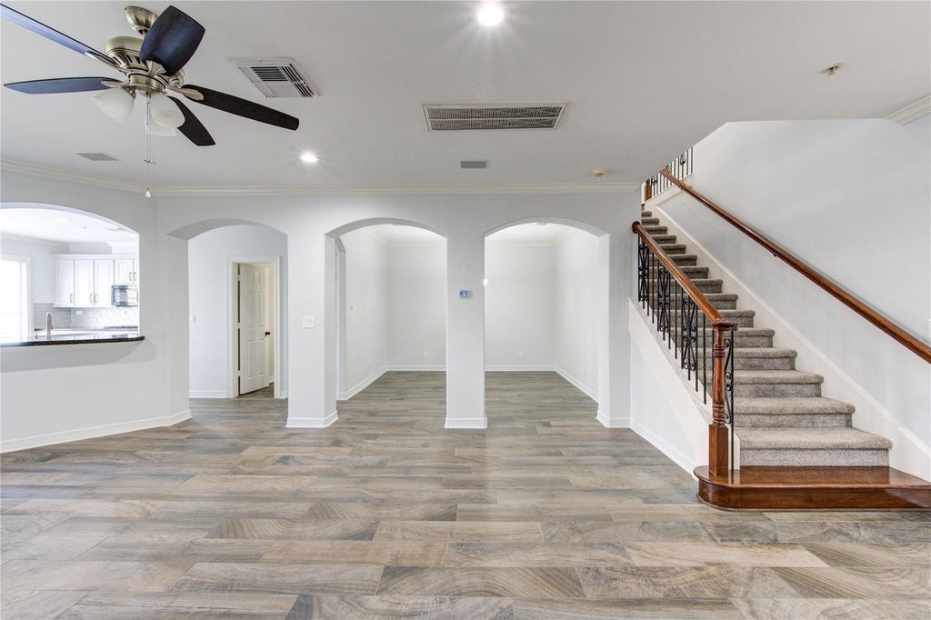 4340 Lake Walk Court - Photo 5