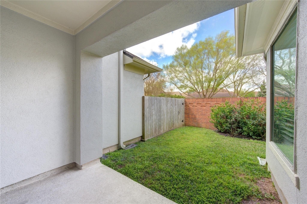 4340 Lake Walk Court - Photo 42