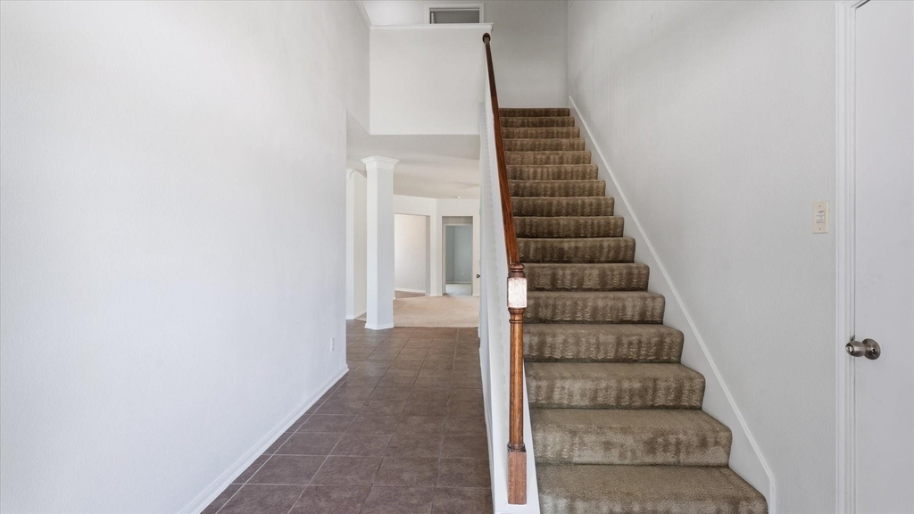 9954 Knob Hollow Way - Photo 5