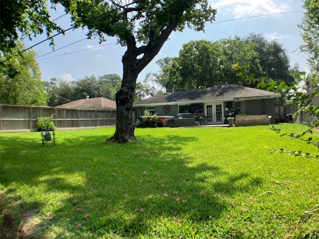 3027 Guese Road - Photo 17