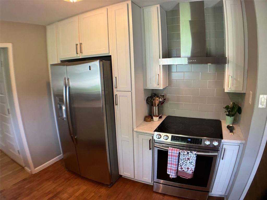 3027 Guese Road - Photo 2