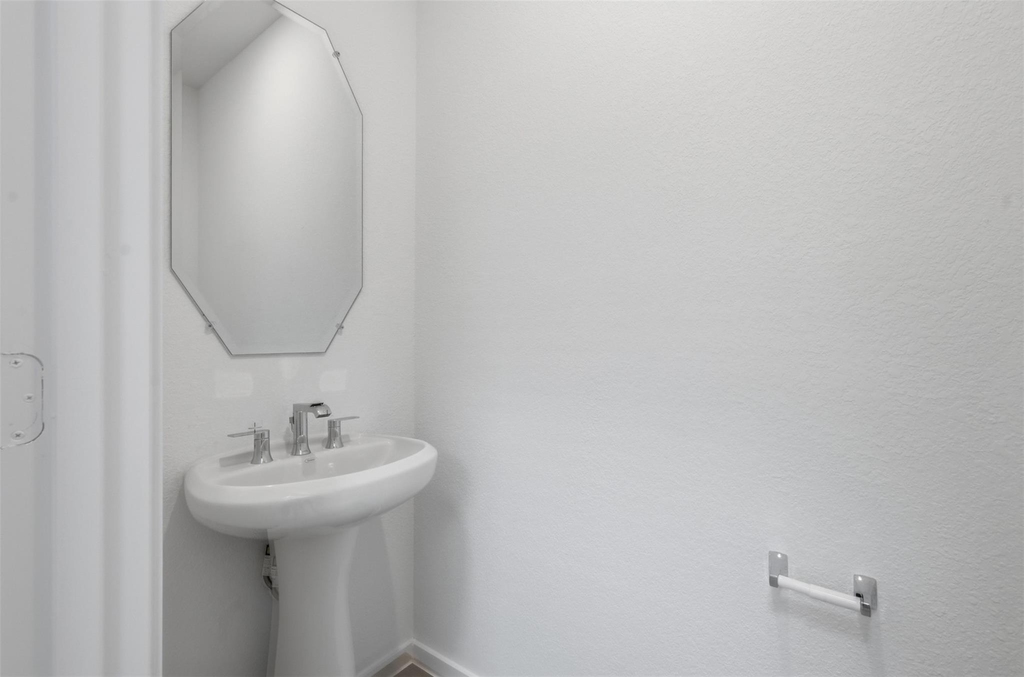 16148 Sepia Manor Street - Photo 7