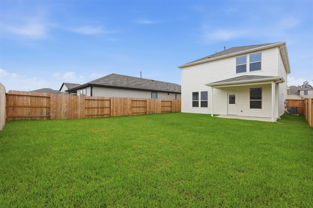 16148 Sepia Manor Street - Photo 17