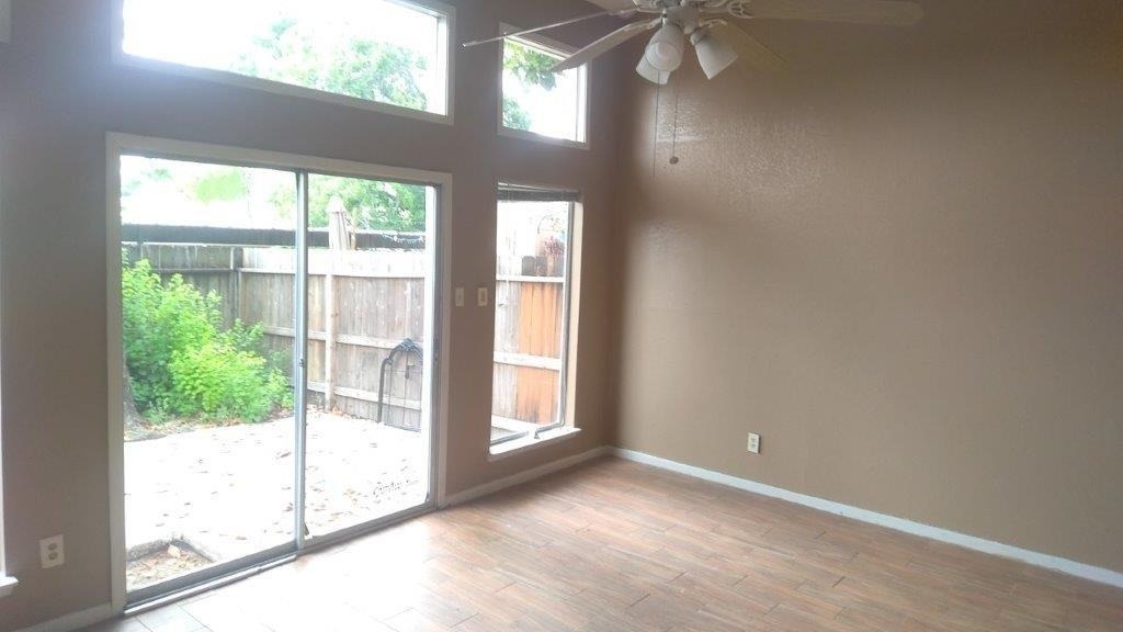 2429 Miramar Court - Photo 3