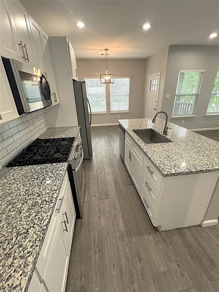 5779 Belarbor Street - Photo 8