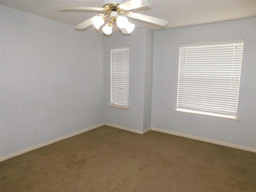 2710 Grants Lake Boulevard - Photo 8