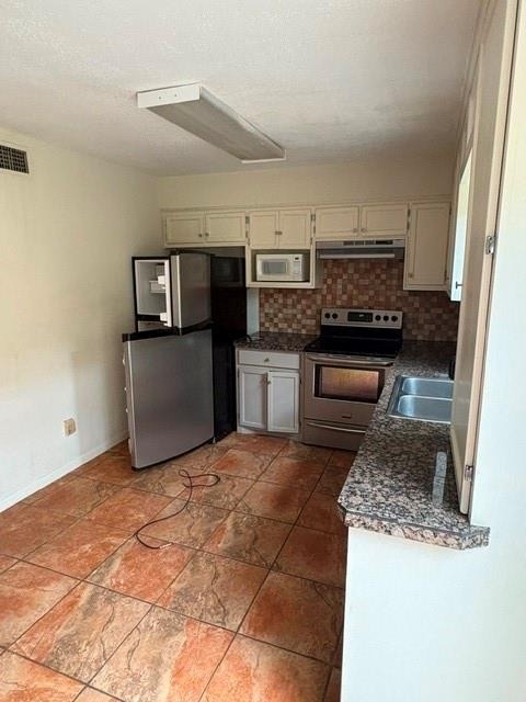 8306 Oakhaven Road - Photo 2