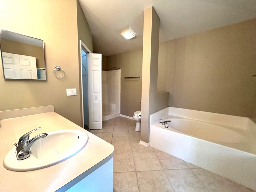 4760 Manchester Drive - Photo 9