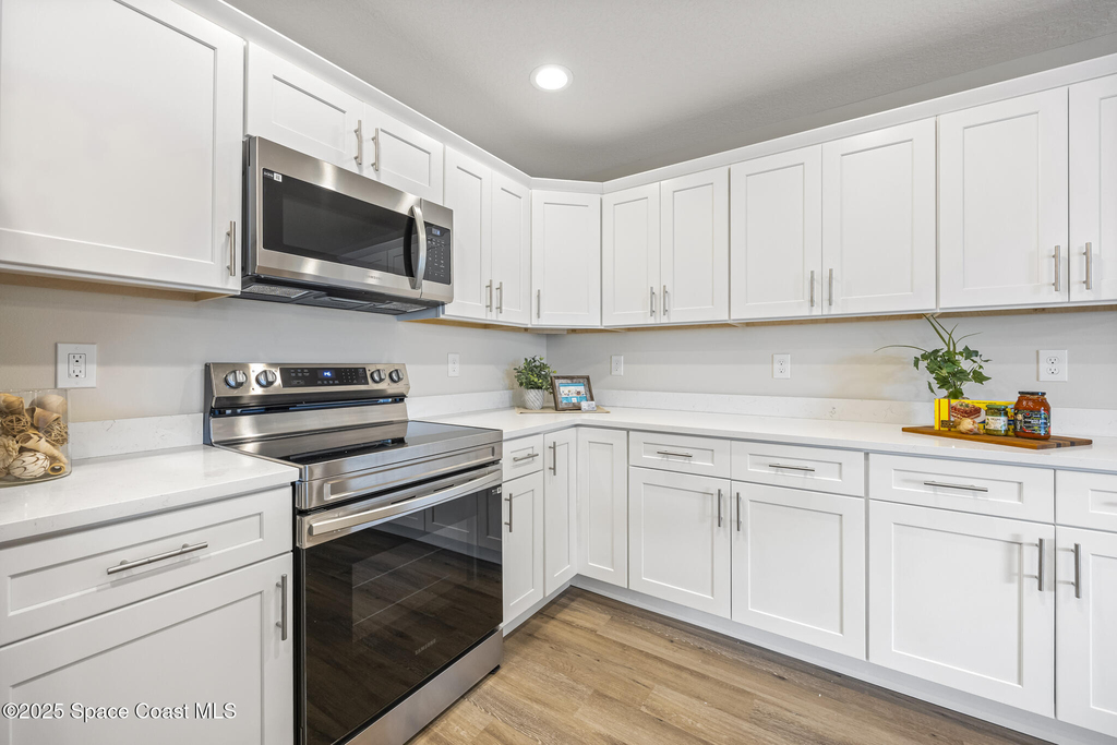 188 Hidden Woods Place - Photo 6