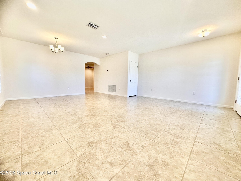 1385 Fuji Drive - Photo 3