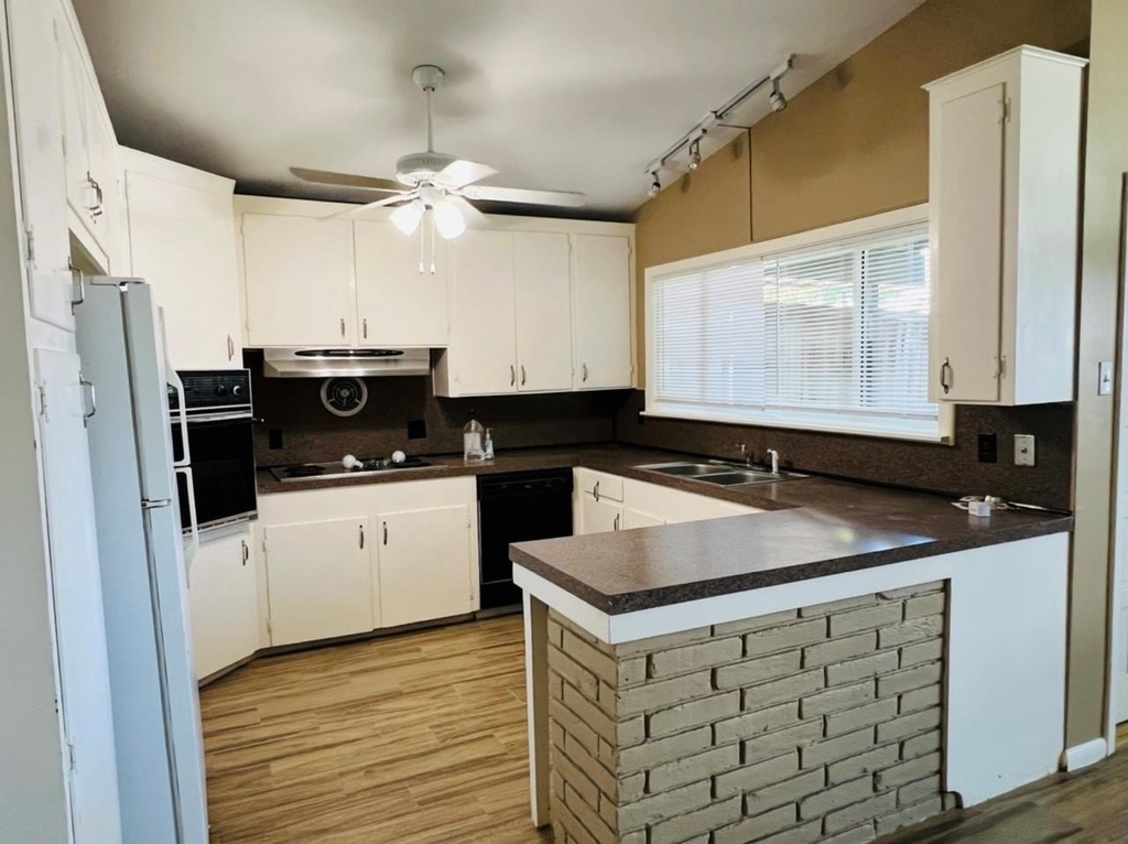 4731 Merwin Street - Photo 19